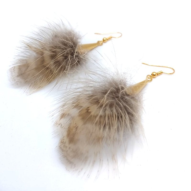 boucles-d-oreilles-lady-di-plumes-poule-faisane-decoplumes