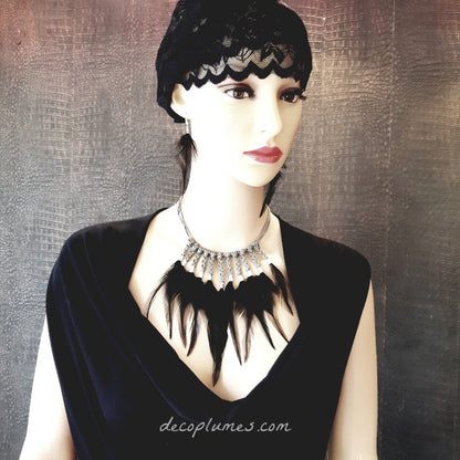 collier-plumes-noires-decoplumes-cleopatre-plastron