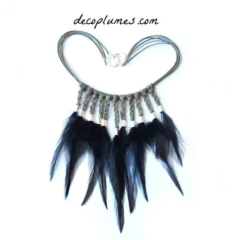 collier-plumes-noires-decoplumes-cleopatre-plastron