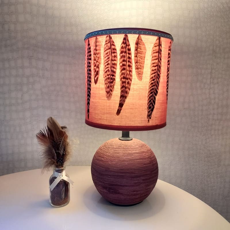 Lampe à Poser en céramique & Plumes de Faisane modèle "Izar"